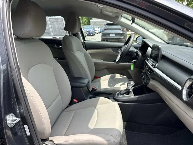 Used 2021 Gray Kia LXS image 15