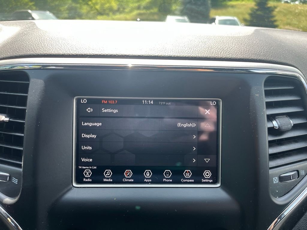 Used 2018 White Jeep Laredo E image 17