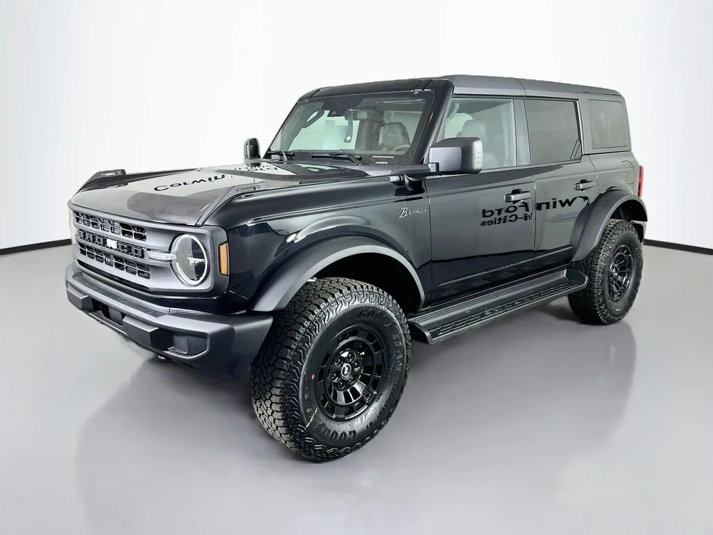 New 2026 Shadow Black Ford Big Bend image 5