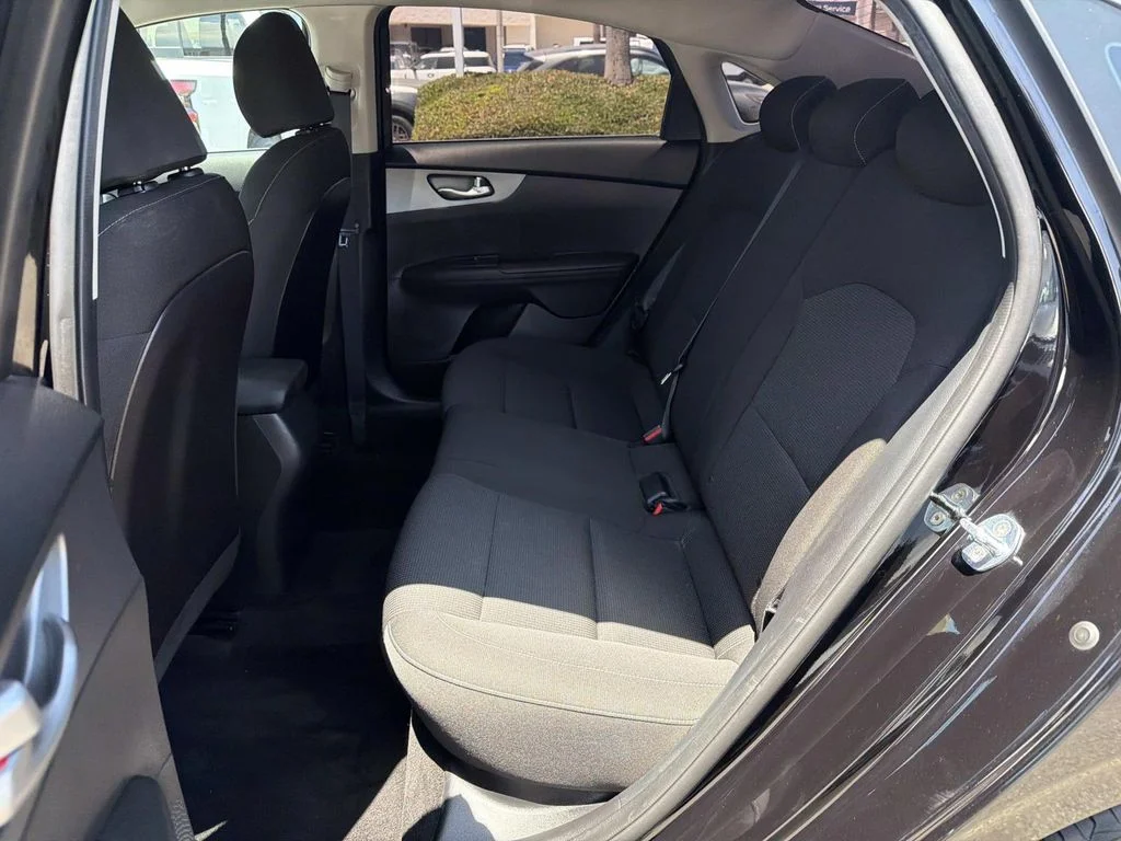 Used 2021 AURORA BLACK Kia LXS image 23