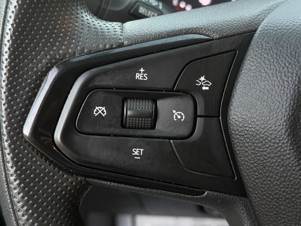 Used 2024 Summit White Chevrolet LS image 30