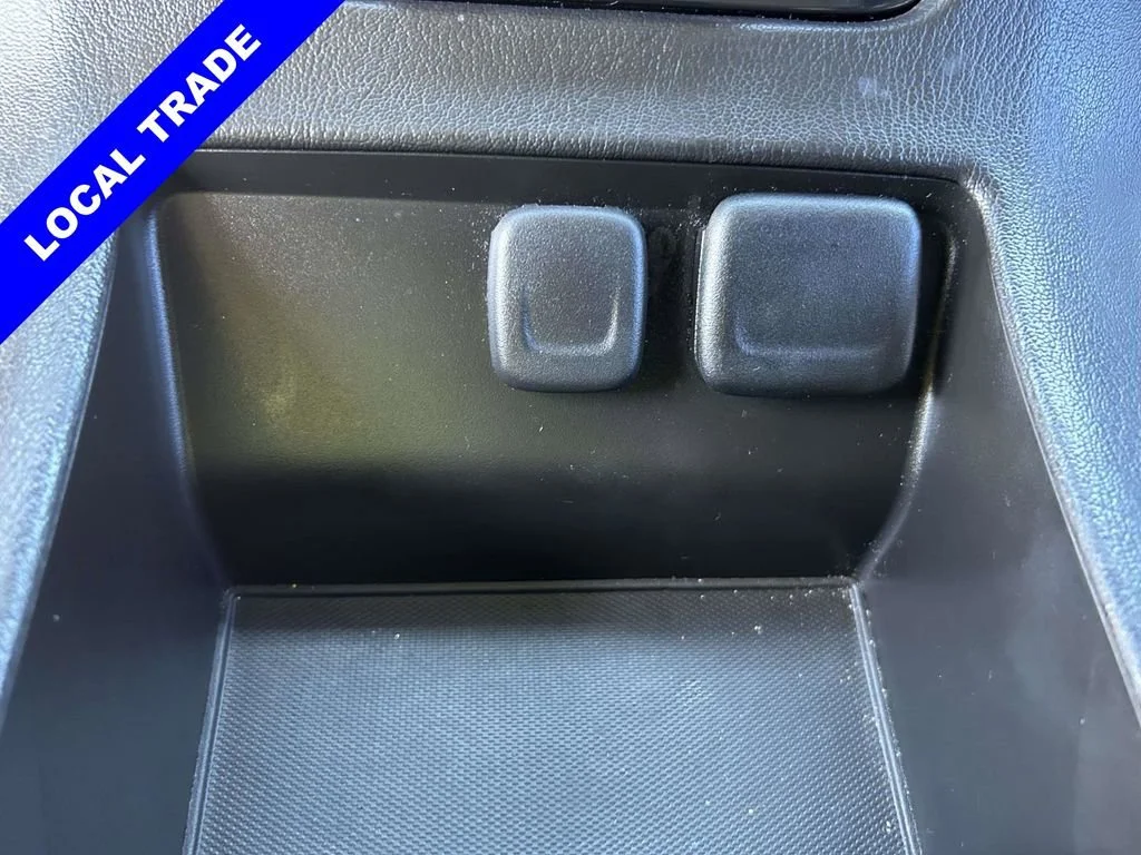 Used 2016 BLACK Chevrolet LS image 20