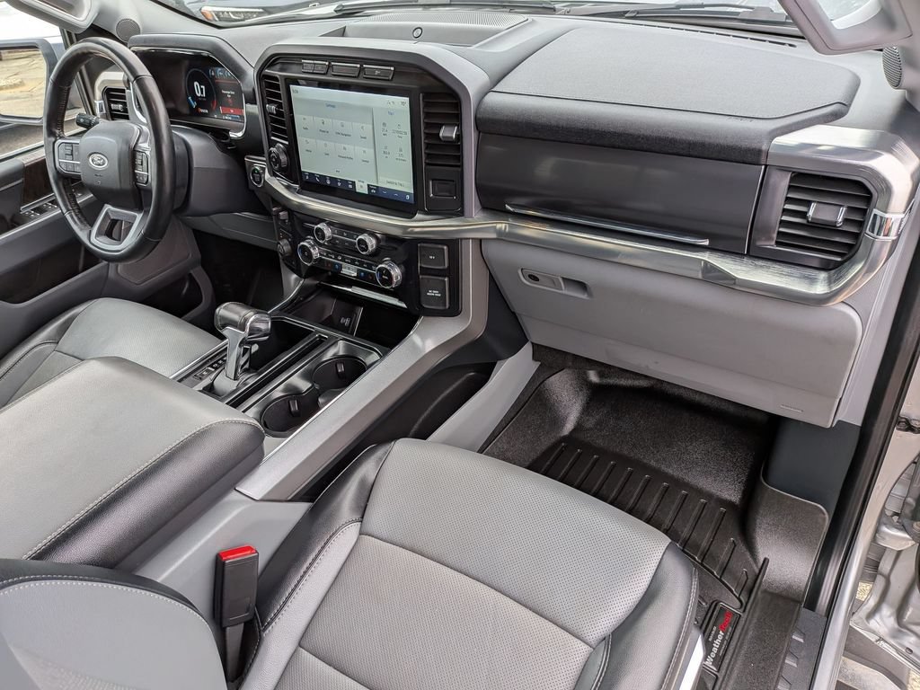 Used 2023 Silver Ford Lariat image 38