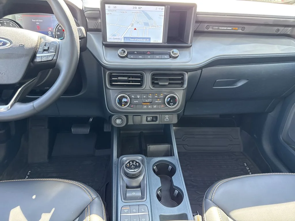 Used 2023 White Ford Lariat image 15