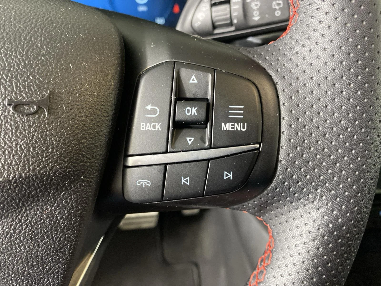 Used 2023 Cinnabar Red Ford ST-Line Select image 19