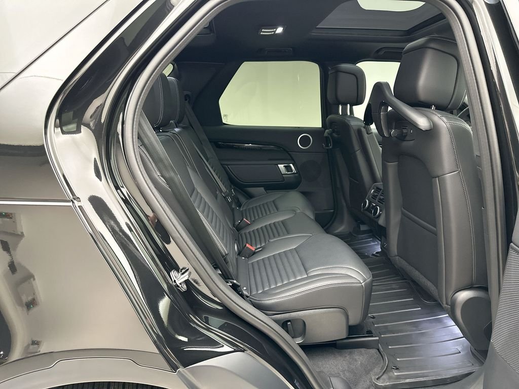 New 2026 Santorini Black Land Rover S image 7