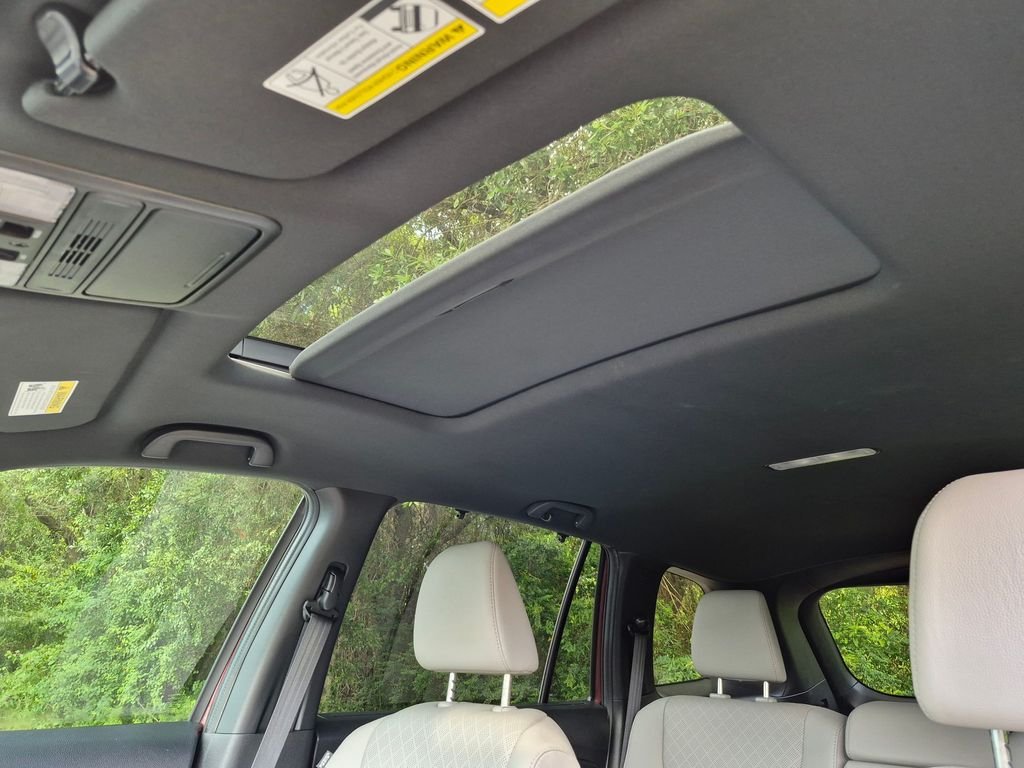 Used 2021 Red Honda EX-L image 18