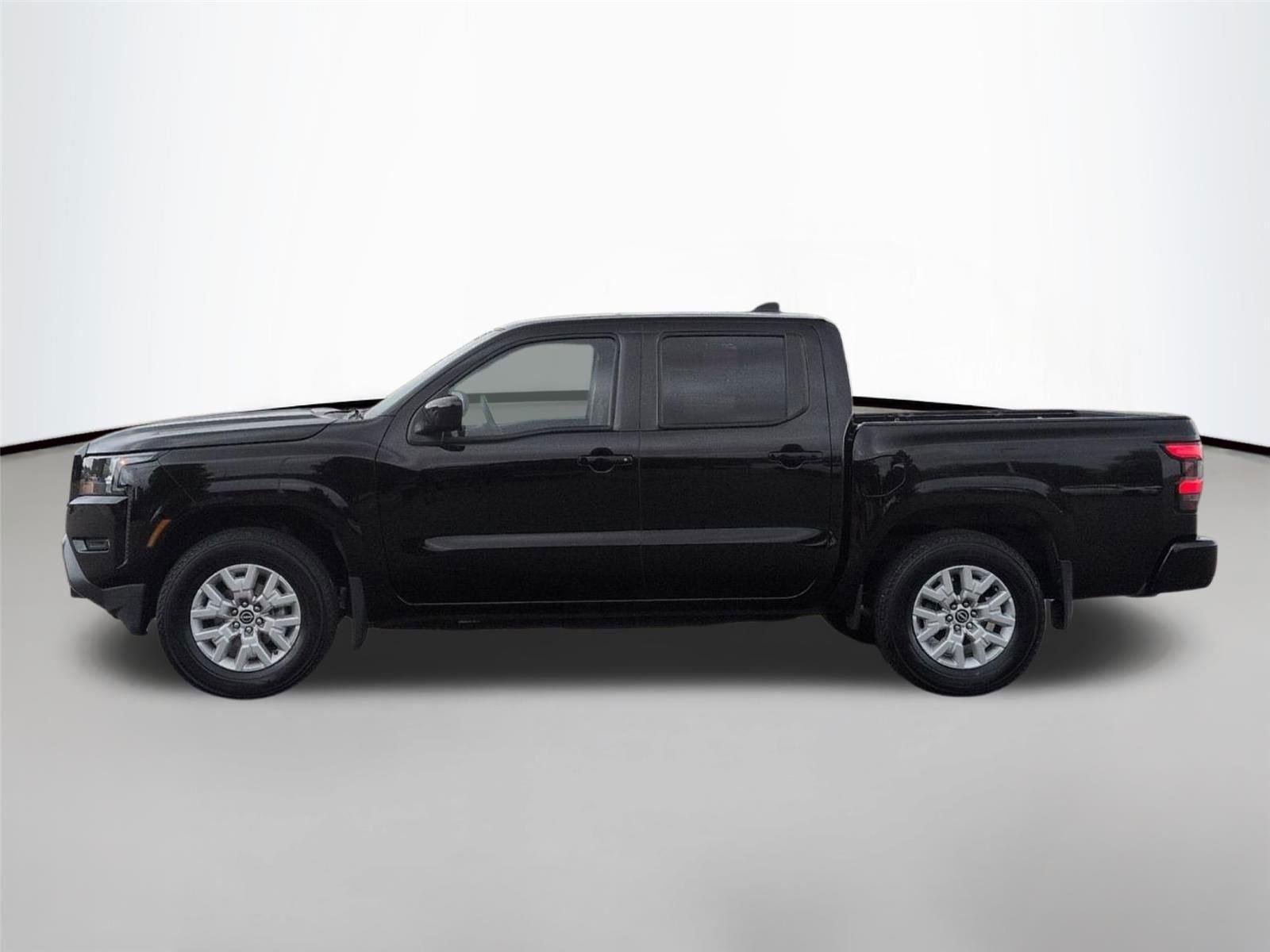 2022 Nissan Frontier SV Crew Cab 4X2 SWB's photo