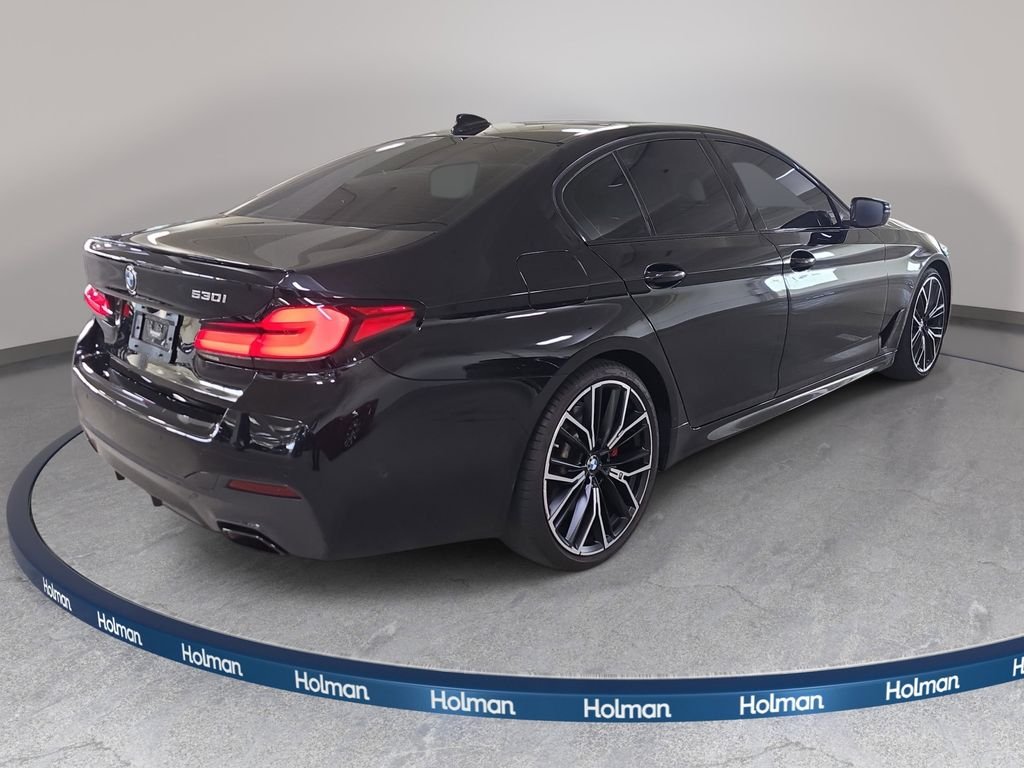 Certified Used 2023 Black Sapphire Metallic BMW 530i image 7