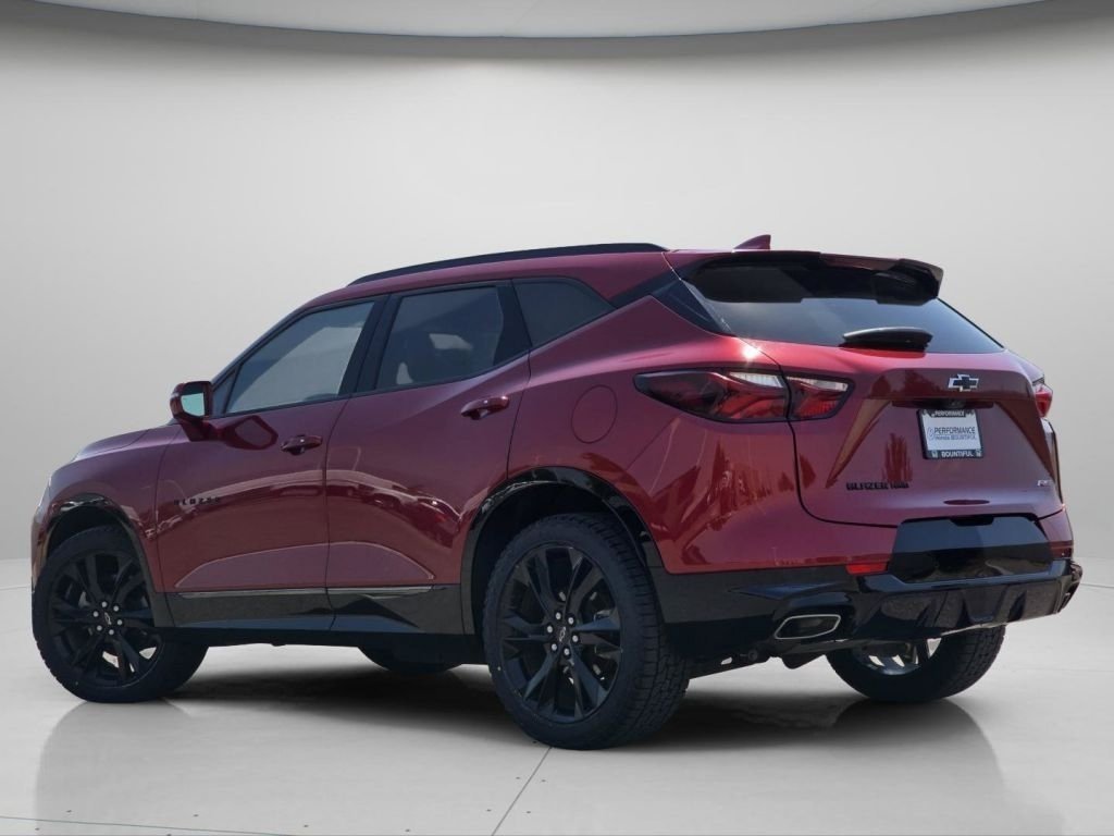 Used 2019 Cajun Red Tintcoat Chevrolet RS image 24