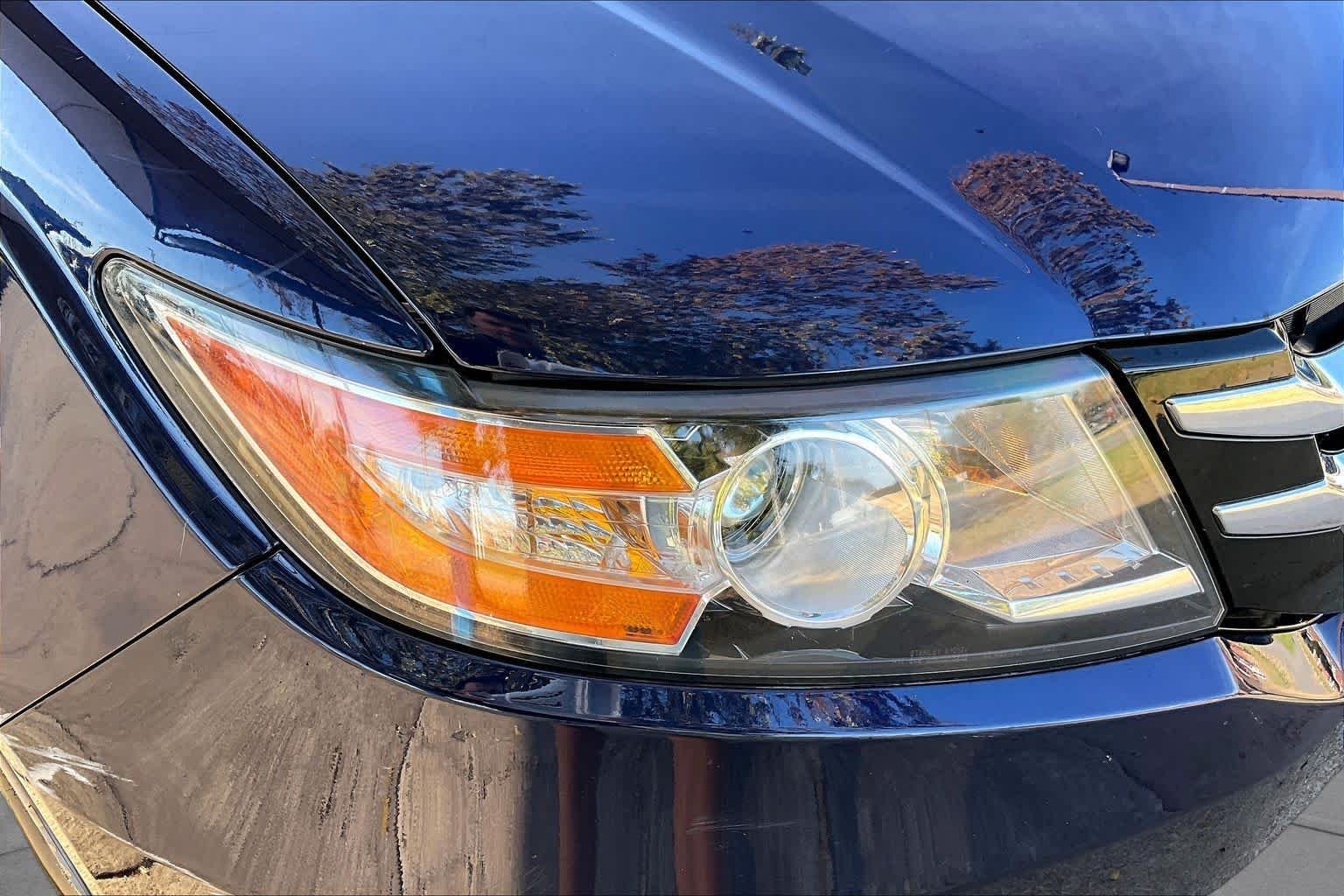Used 2016 Obsidian Blue Pearl Honda EX-L image 27
