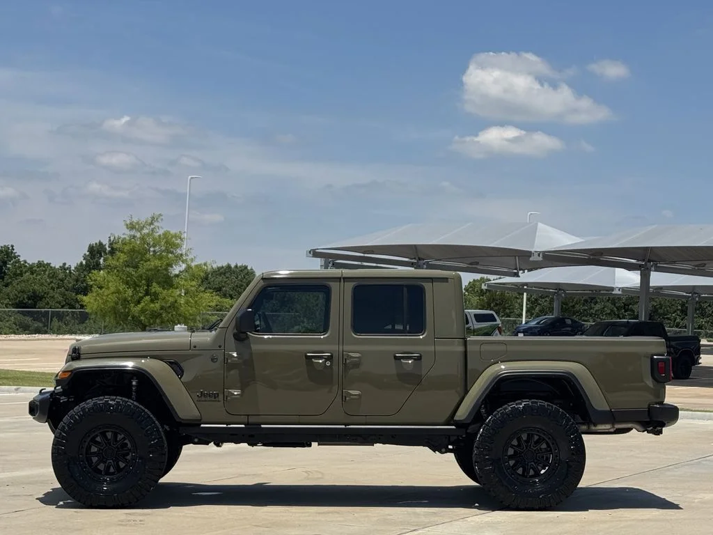 Used 2025 Green Jeep Nighthawk image 3