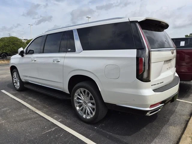 Used 2024 Crystal White Tricoat Cadillac Premium image 3