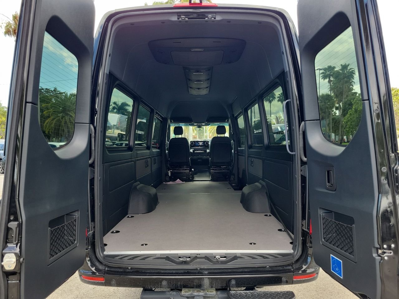 2025 Mercedes-Benz Sprinter Cargo Van Base - Photo 9