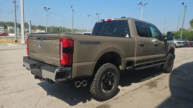 New 2027 Marsh Gray Metallic Ford Lariat 4WD image 26