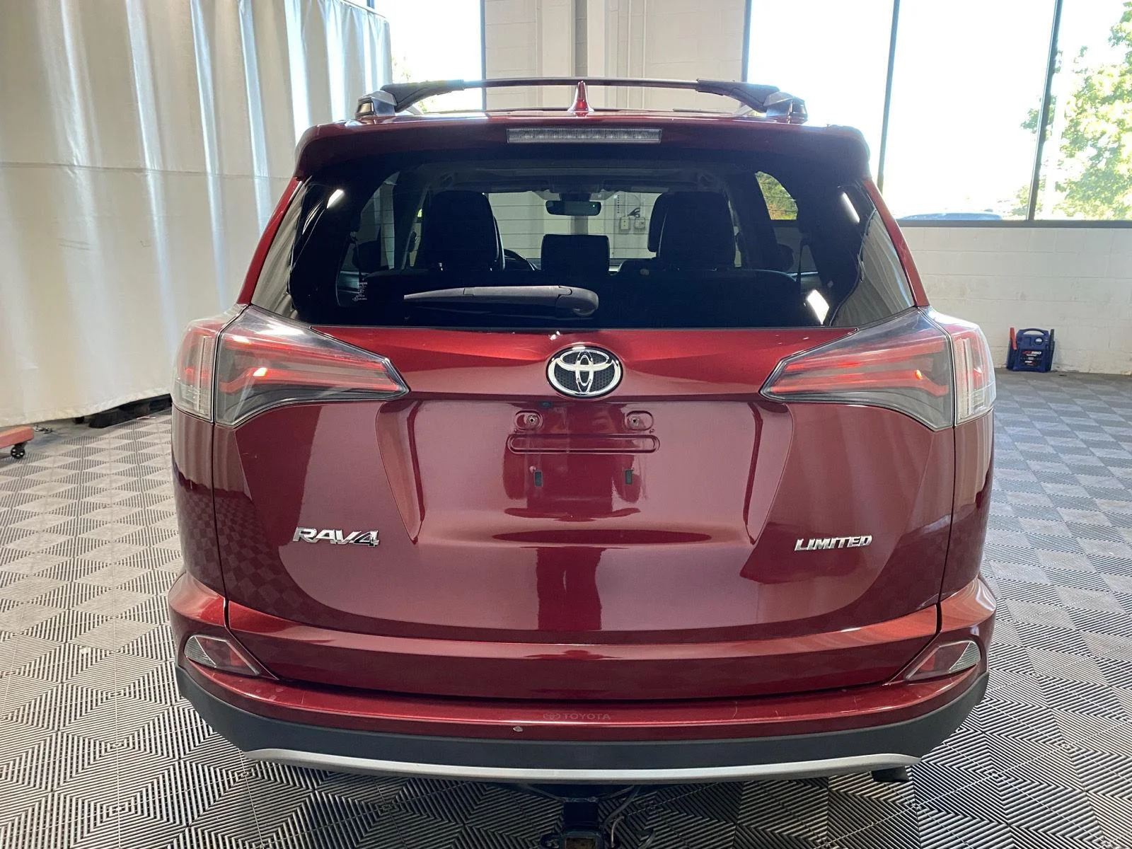 Used 2018 Ruby Flare Pearl Toyota Limited image 6