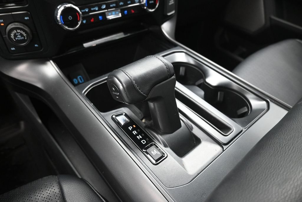 Used 2024 White Ford Lariat image 32