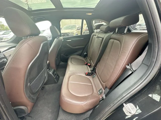 Used 2018 Black BMW sDrive28i image 28