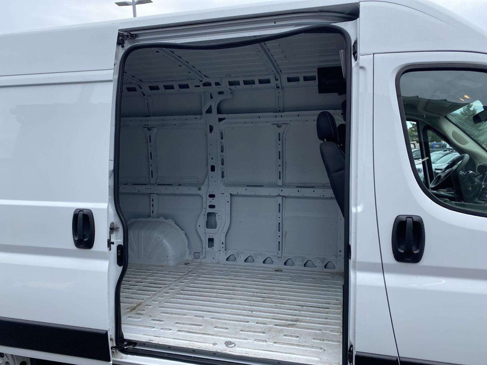 Used 2023 Bright White Clearcoat Ram  image 20