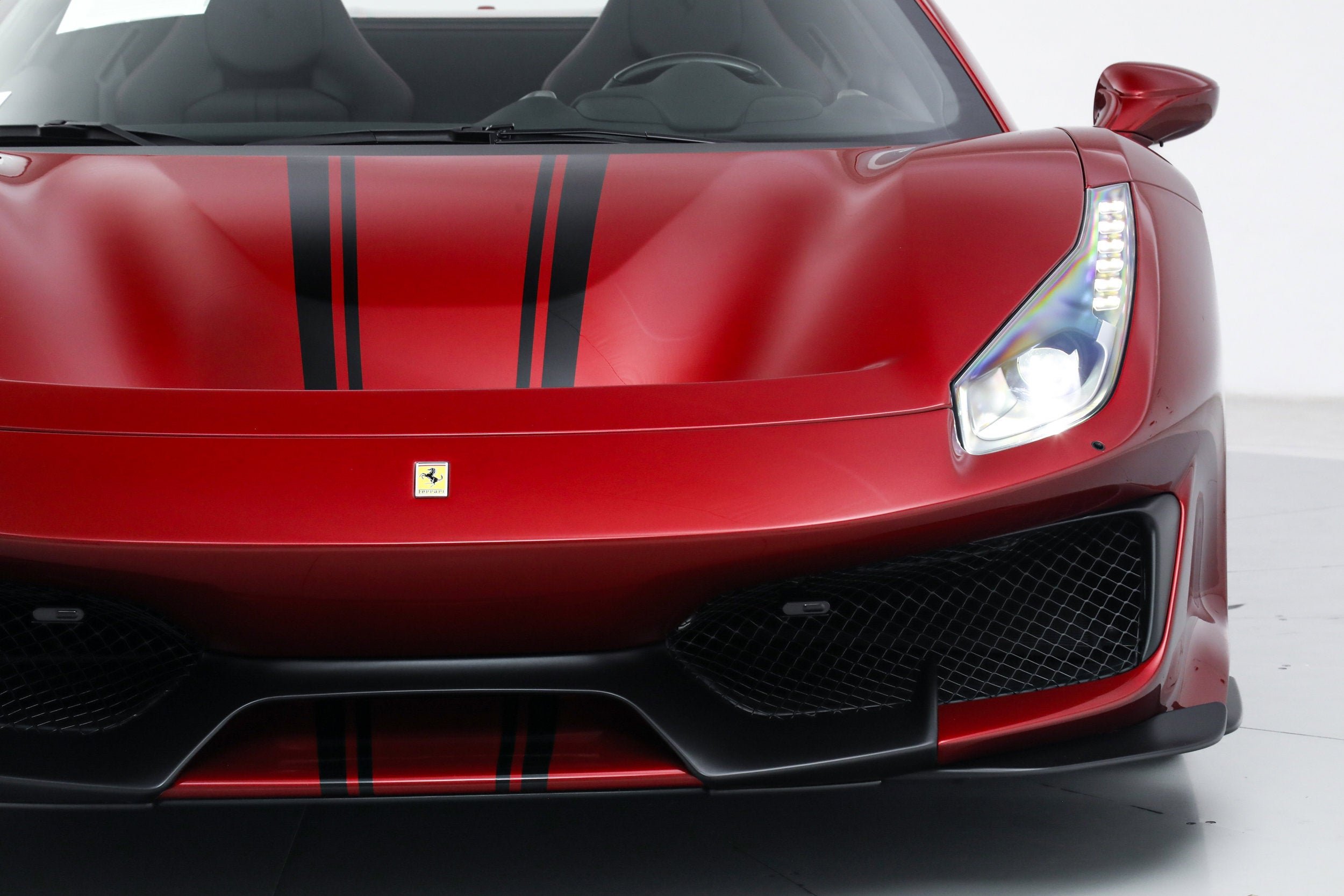 Certified Used 2019 Rosso Fiorano Ferrari  image 15
