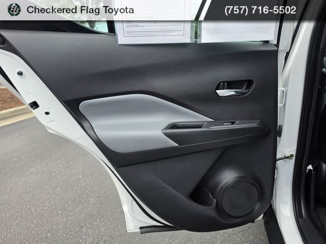 Used 2024 Aspen White Tricoat/Super Black Nissan SR image 40