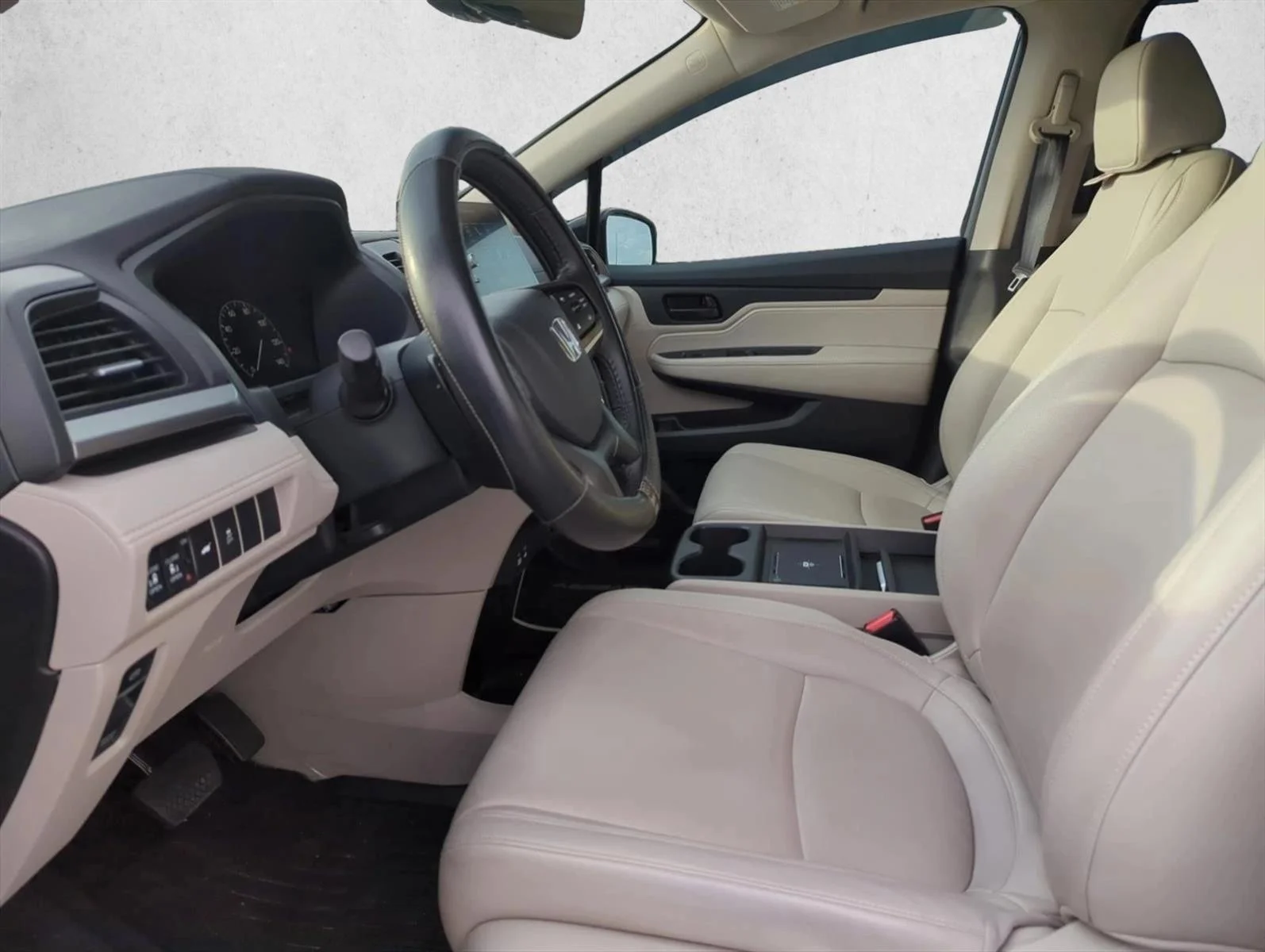 Used 2025 Gray Honda EX-L image 10