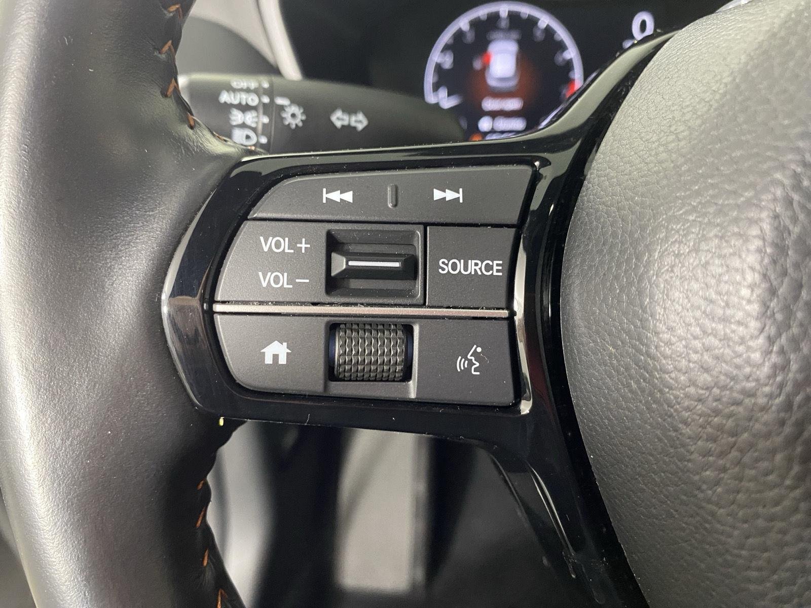 Certified Used 2024 Platinum White Pearl Honda Sport image 14