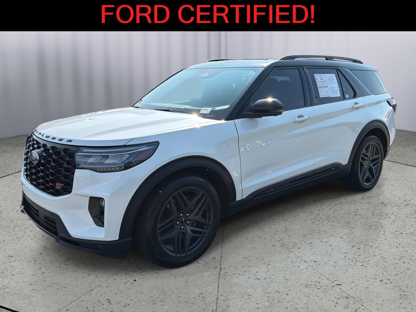Used 2025 Star White Metallic Tri-Coat Ford ST image 1