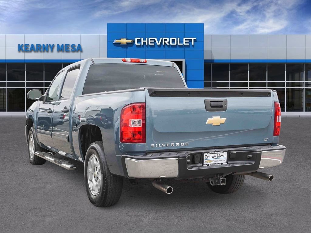Used 2013 Blue Chevrolet LT image 4