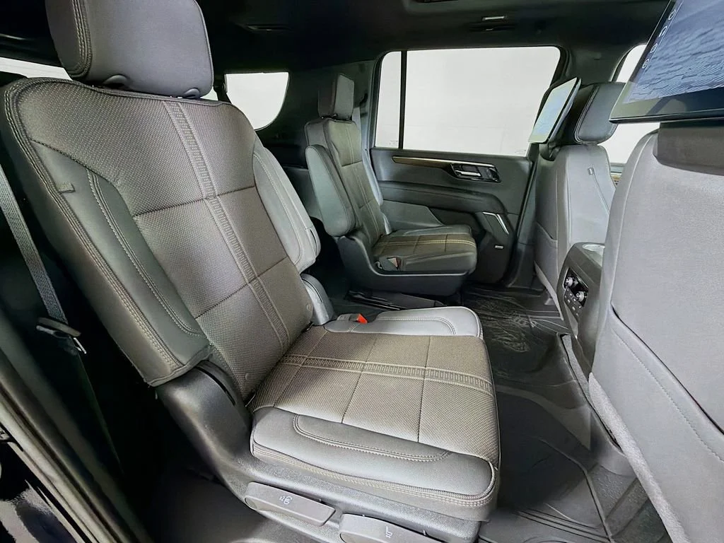 2026 Chevrolet Suburban High Country - Photo 26
