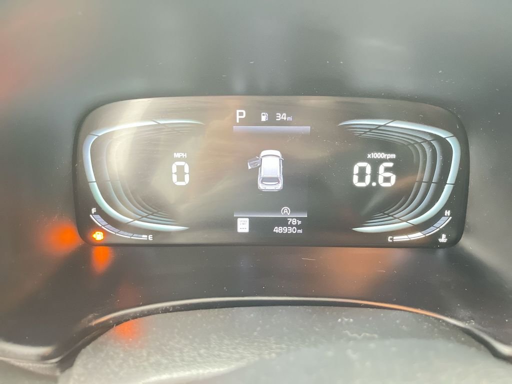 Used 2024 Gray Kia LX image 19