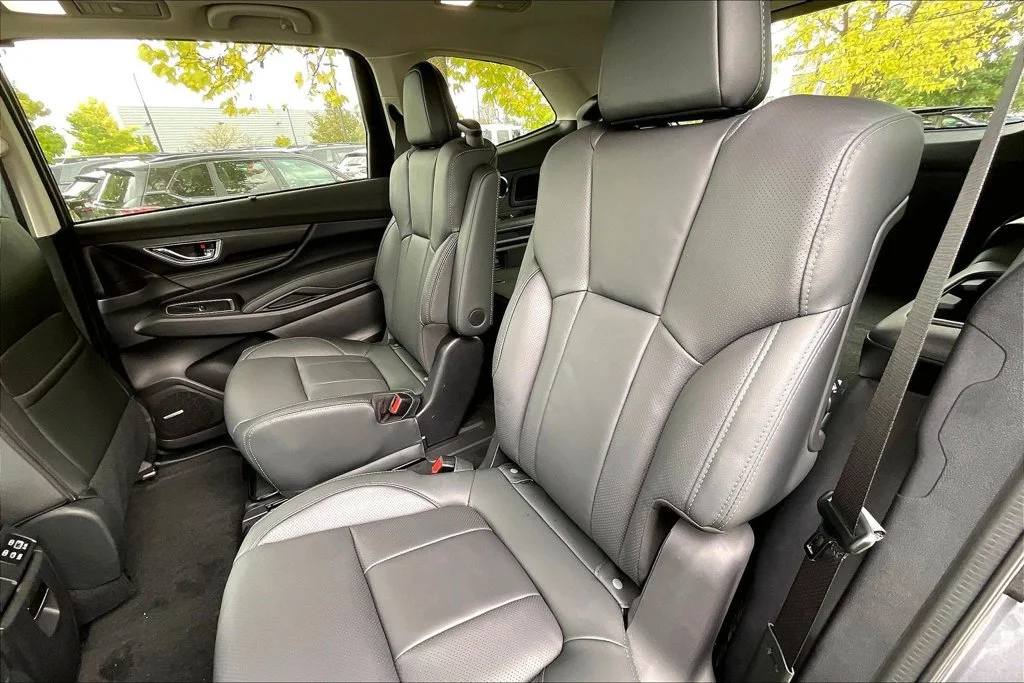 New 2027 MAGNETITE GRAY METALLIC Subaru Limited 7-Passenger image 13