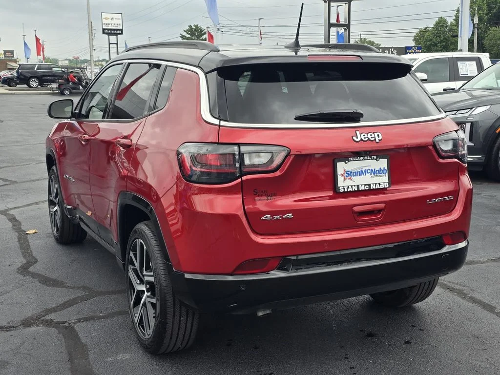 Used 2025 Red Hot Pearlcoat Jeep Limited image 6