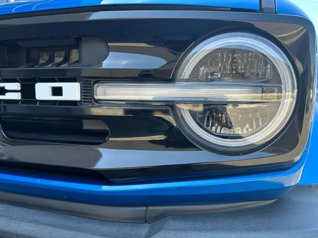 Used 2022 Blue Ford Outer Banks image 9
