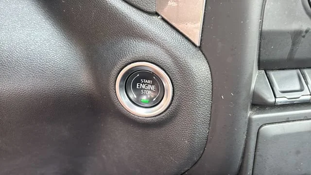 Used 2025 Summit White Chevrolet WT image 28