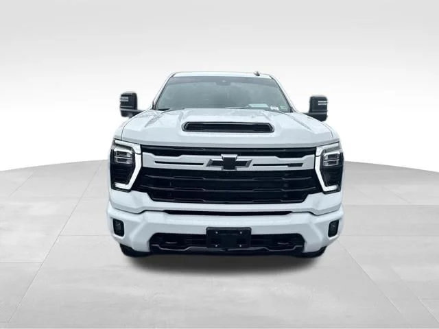 Used 2024 White Chevrolet LT image 2