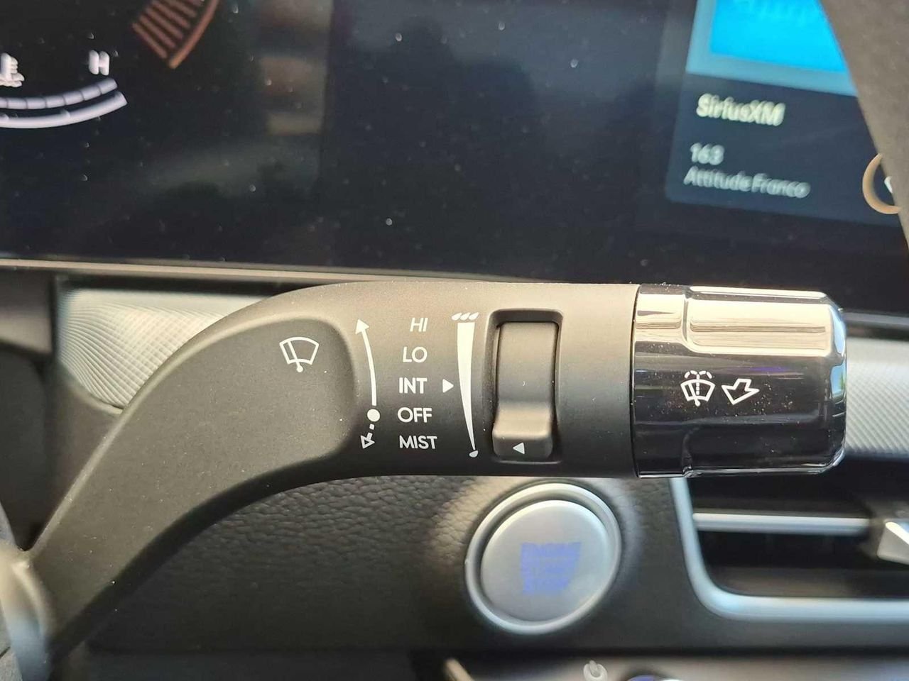 New 2026 Serenity White Hyundai SE image 24