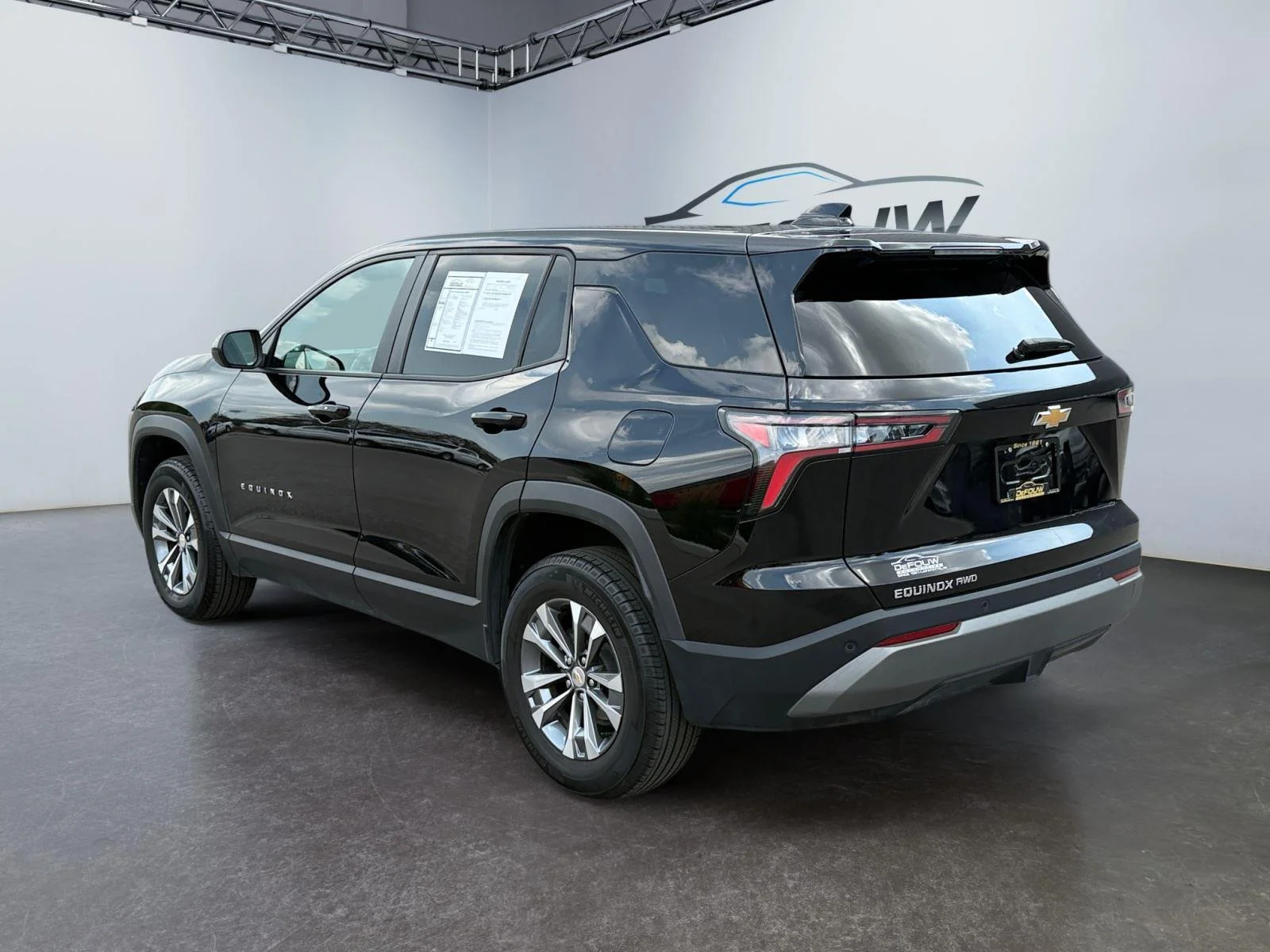 Used 2026 Mosaic Black Metallic Chevrolet AWD LT image 5