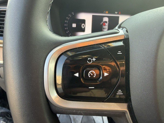 Certified Used 2023 Onyx Black Metallic Volvo Plus Bright Theme image 13