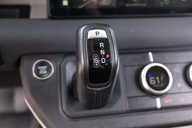Used 2023 Silver Land Rover S image 28