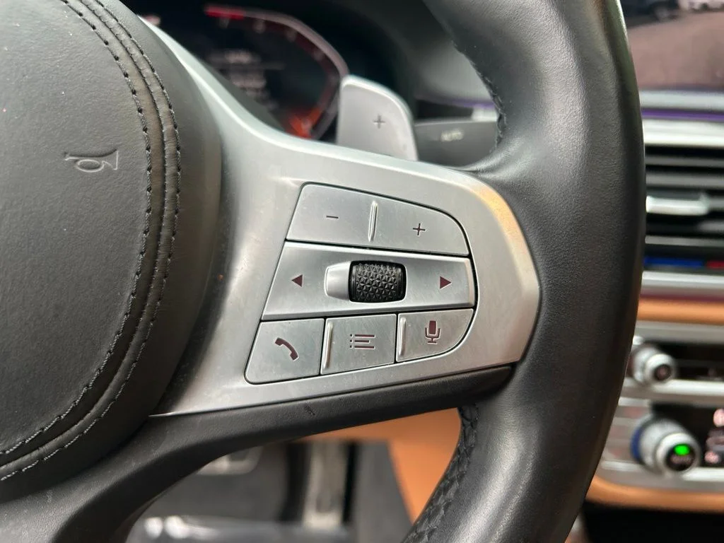 Used 2021 Black BMW 740i image 18