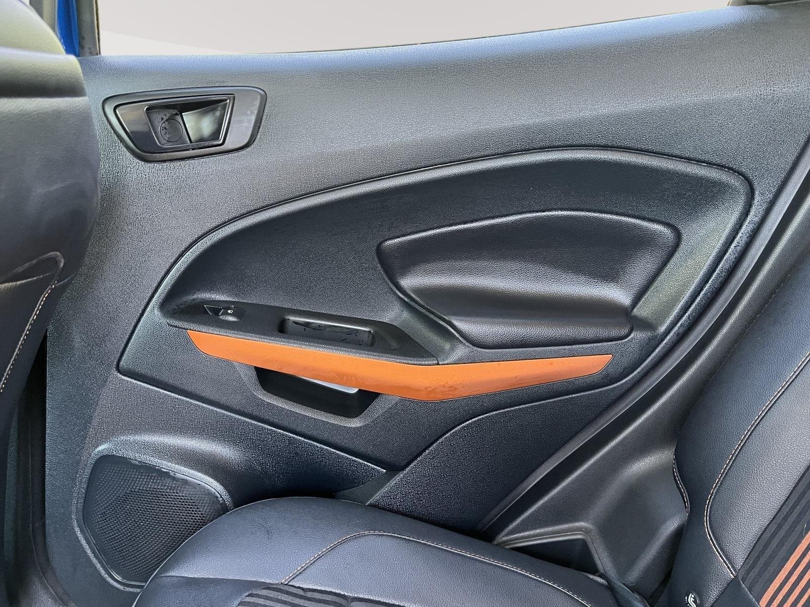 Used 2018 Lightning Blue Ford SES image 15