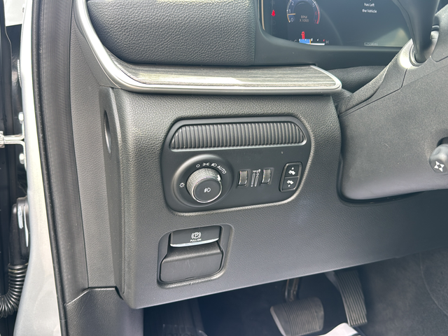 Used 2024 Silver Jeep Series II image 28
