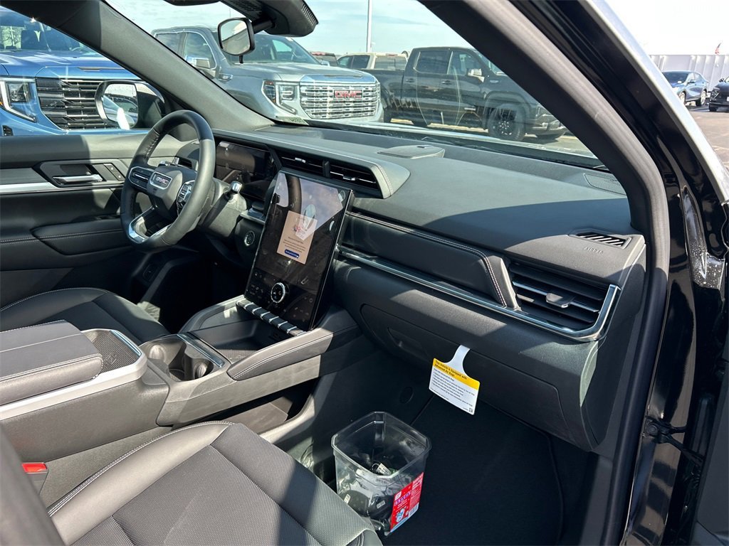 2026 GMC TERRAIN - Image 36