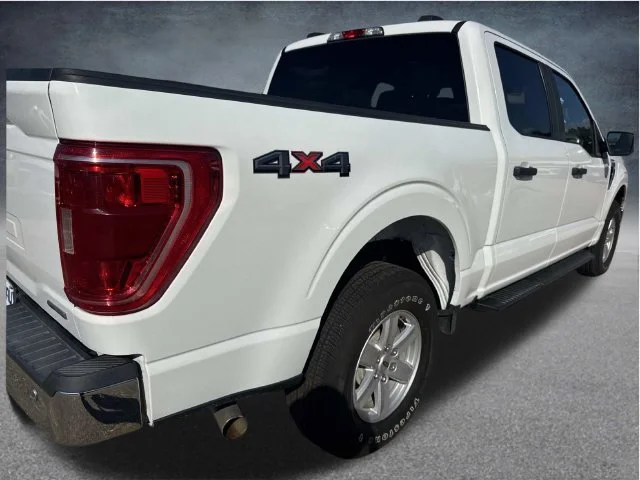 Used 2021 White Ford XLT image 23