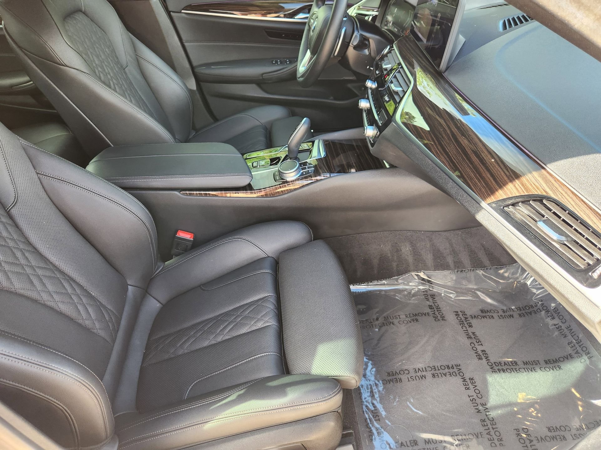Used 2022 Mineral White Metallic BMW 530i image 3