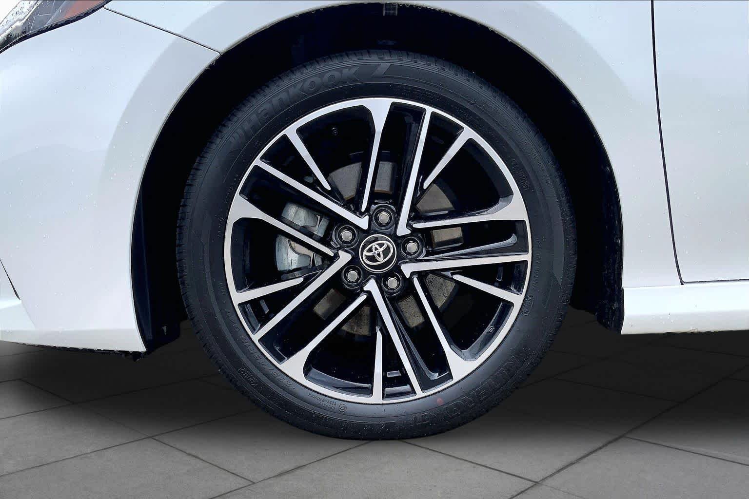 2026 Toyota Camry XLE - Photo 11