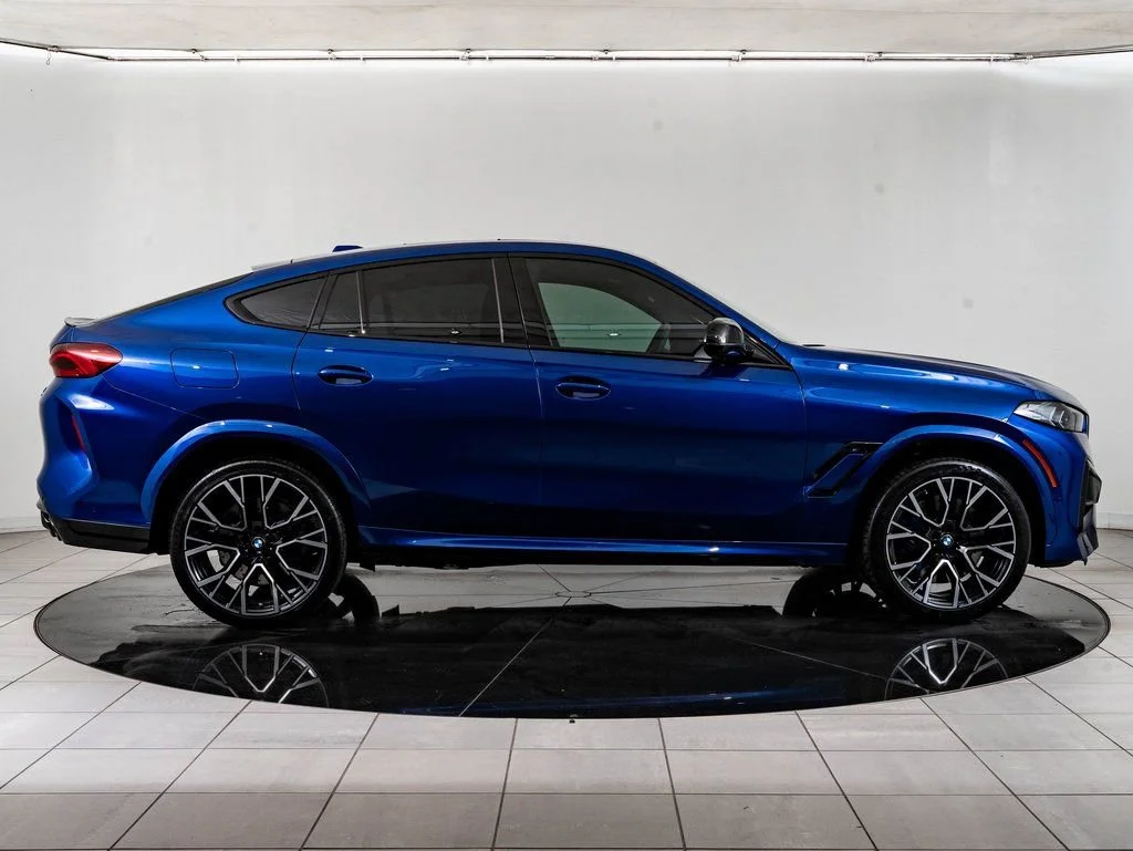 Used 2025 Marina Bay Blue Metallic BMW  image 11