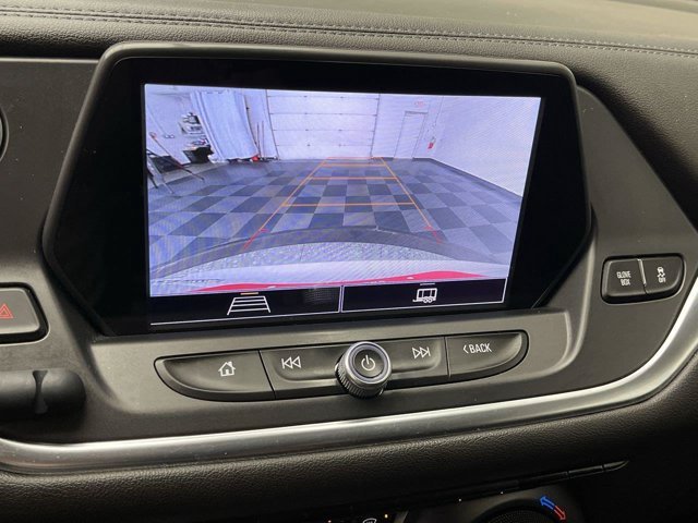 Used 2021 Iridescent Pearl Tricoat Chevrolet LT image 5