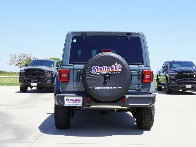 New 2026 Anvil Clear-Coat Exterior Paint Jeep Sahara image 8